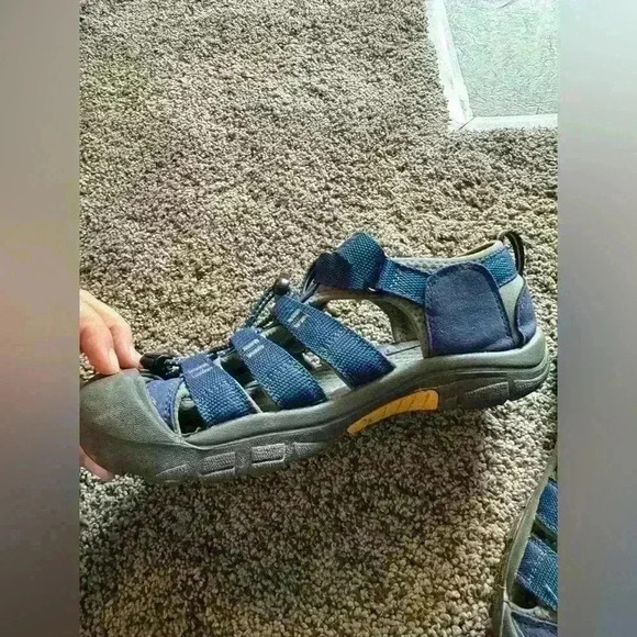 Keen Newport H2 women size 7 blue yellow - Picture 3 of 9